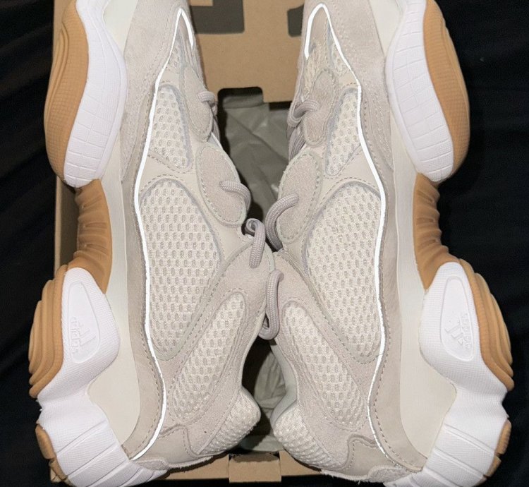 Yeezy 500 stone Taupe