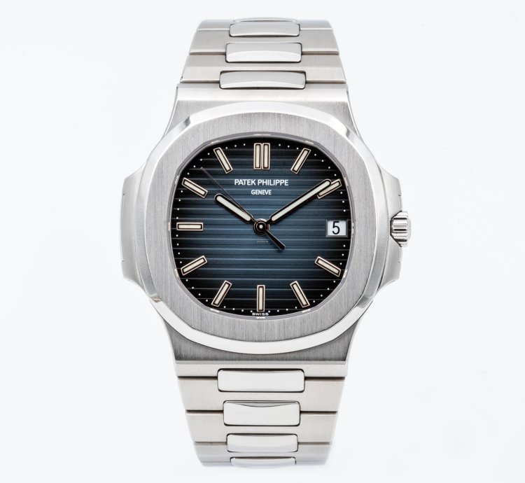Patek Philippe Nautilus 5711 1a Blue Dial Steel Bracelet Full Set