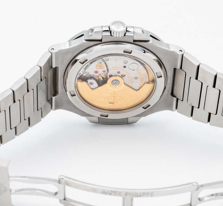 Patek Philippe Nautilus 5711 1a Blue Dial Steel Bracelet Full Set