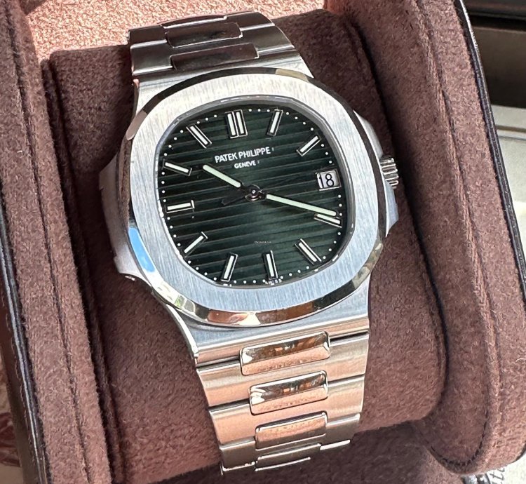 Patek Philippe Nautilus 5711 1a Green Factory Dial Orig Blue Dial Cal 315 Extract Of The Archives