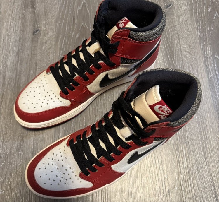 Air Jordan 1 Retro High Lost And Found