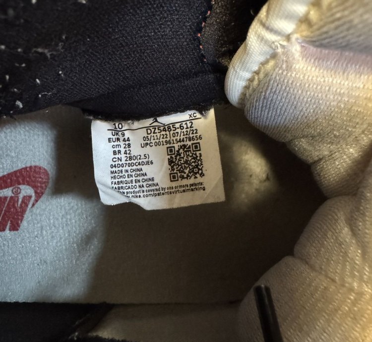 Air Jordan 1 Retro High Lost And Found