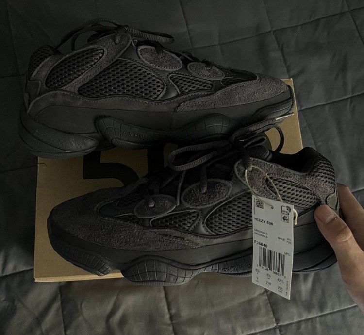 Yeezy 500 Utility Black Ds Size 9