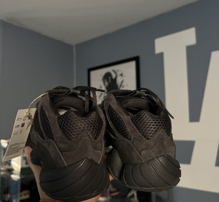 Yeezy 500 Utility Black Ds Size 9