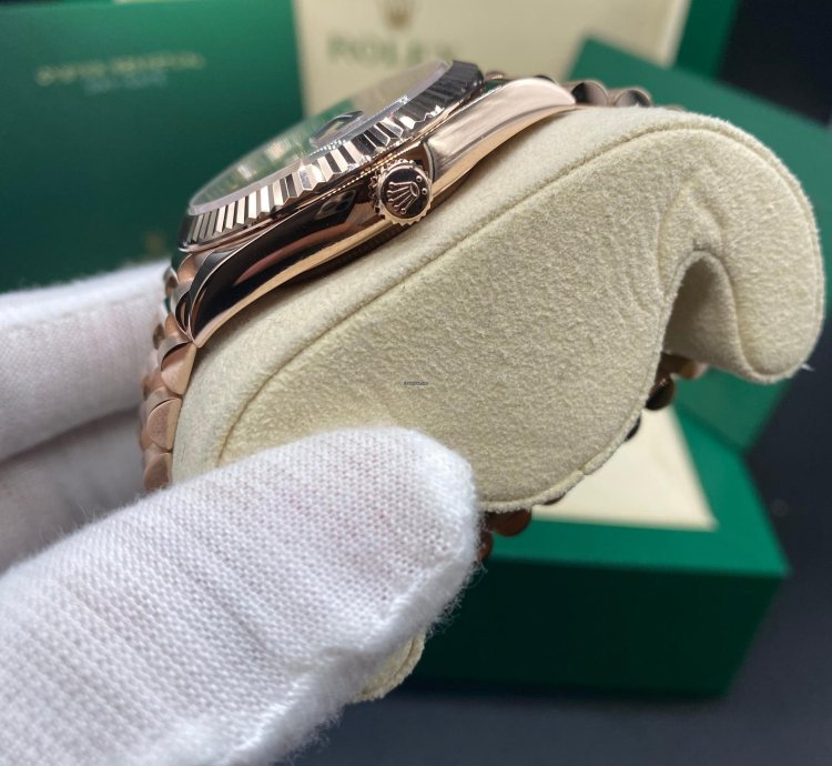 Rolex Day-date 40 40mm 2022 Chocolate Dial 228235 Complete Set