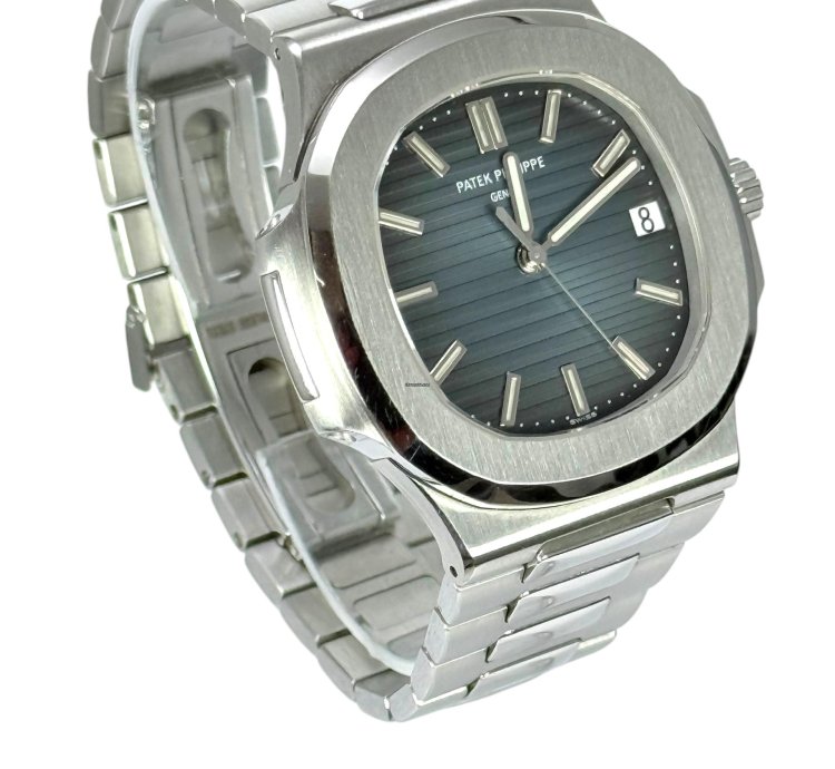 Patek Philippe Nautilus 5711 1a-001 - 2007 - Nautilus - Box And Papers - Blue Dial - Rarer Geneva Seal Model