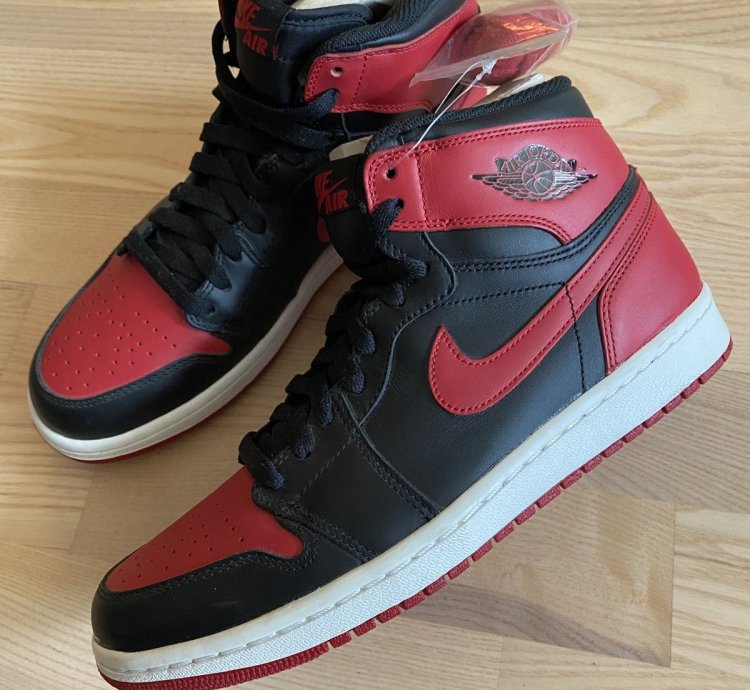 Air Jordan 1 Retro High Og Bred 2013
