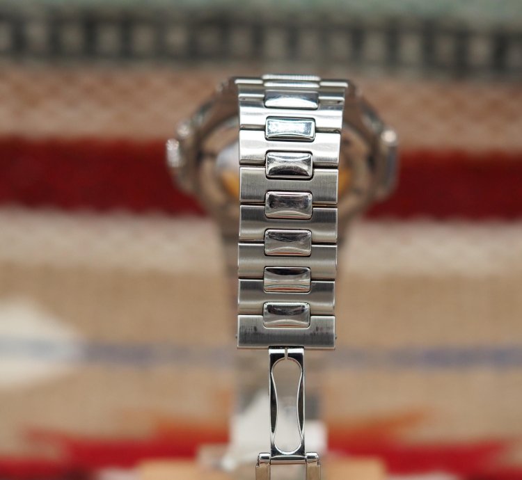 Patek Philippe Nautilus 5711 1a-001 Blue Poin On De Gen Ve