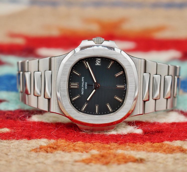 Patek Philippe Nautilus 5711 1a-001 Blue Poin On De Gen Ve