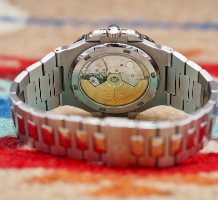 Patek Philippe Nautilus 5711 1a-001 Blue Poin On De Gen Ve