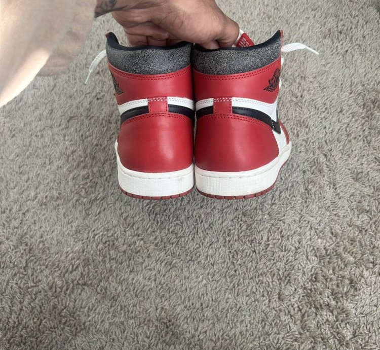 Air Jordan 1 Retro High Og Chicago Lost Found