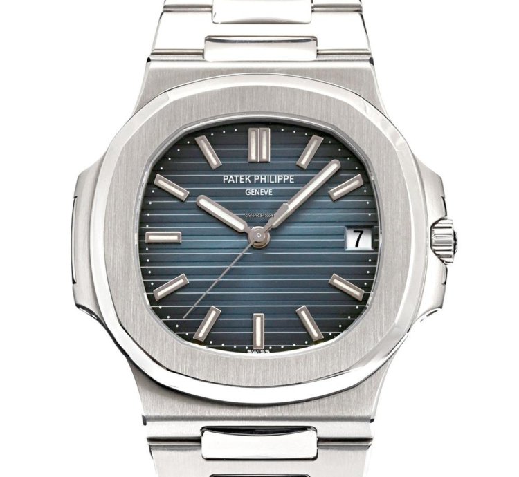 Patek Philippe Nautilus 5711 1a-010 Automatic Steel Good