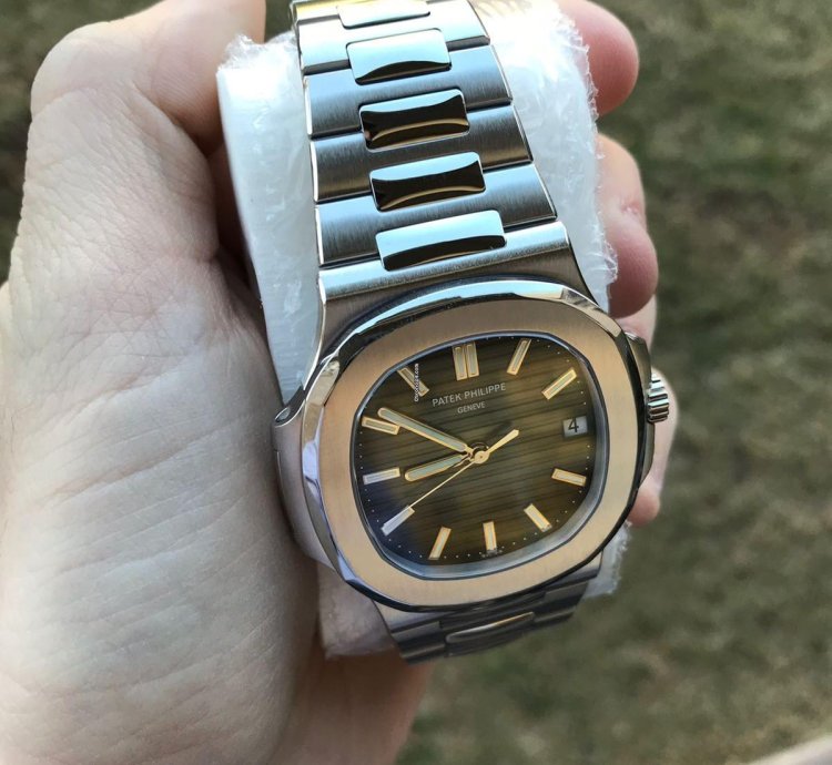 Patek Philippe Nautilus 5711 1a-010 Blue Dial Nautilus