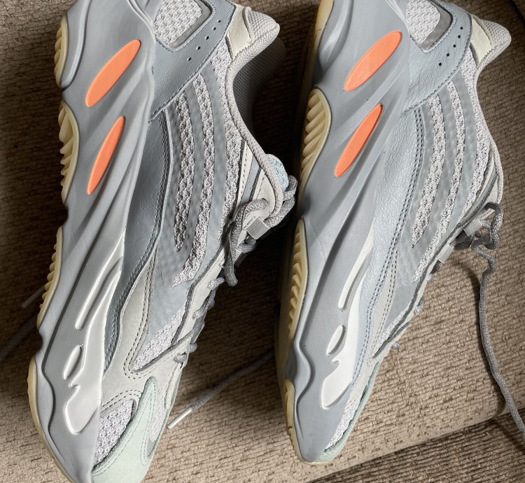 Yeezy 700 V2 Inertia