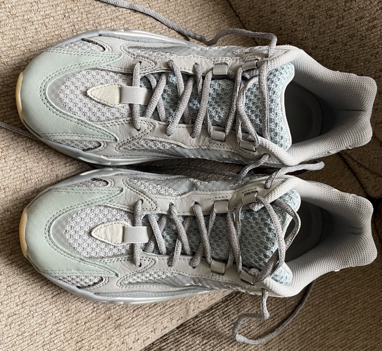 Yeezy 700 V2 Inertia