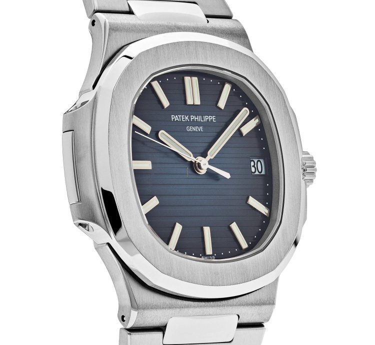 Patek Philippe Nautilus 5711 1a-010 Date Stainless Steel Blue Dial