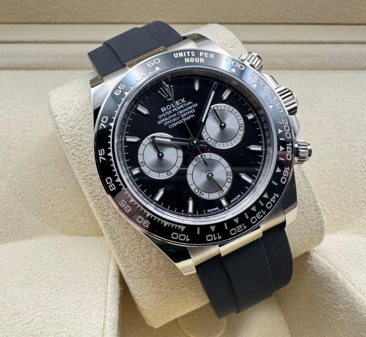 Rolex Daytona Cosmograph Daytona 126519ln Oysterflex 2025
