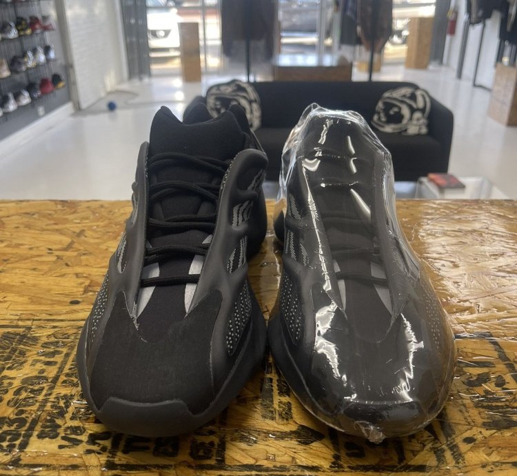 Yeezy 700 V3 Alvah 14 5