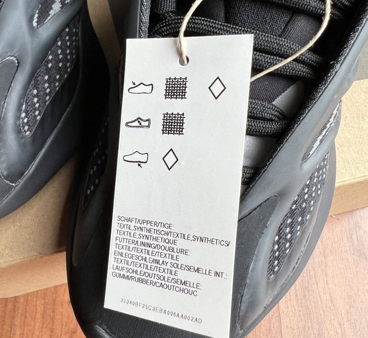 Yeezy 700 V3 Dark Glow 2021 New Womens 6 5 Mens 5