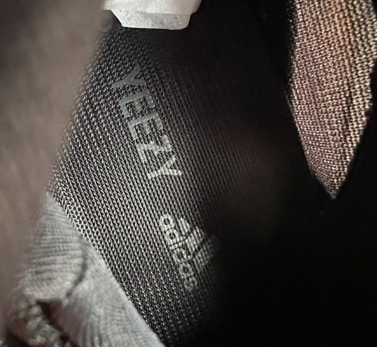 Yeezy 700 V3 Dark Glow 2021 New Womens 6 5 Mens 5