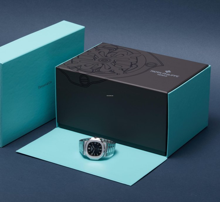 Patek Philippe Nautilus 5711 1a-010 Tiffany Co Stamped - Box Papers - 2019