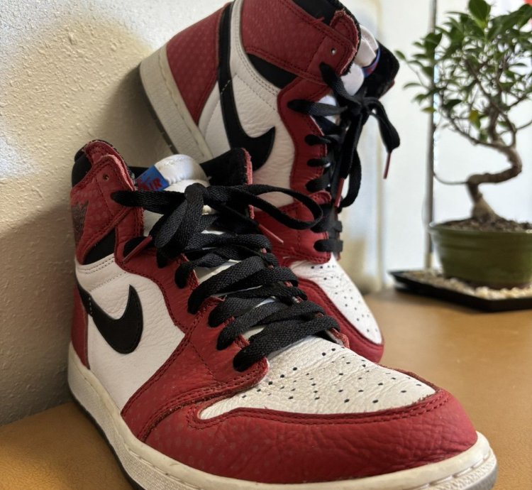 Air Jordan 1 Retro High Spider-man Origin Story