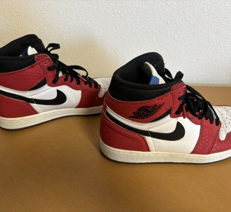 Air Jordan 1 Retro High Spider-man Origin Story