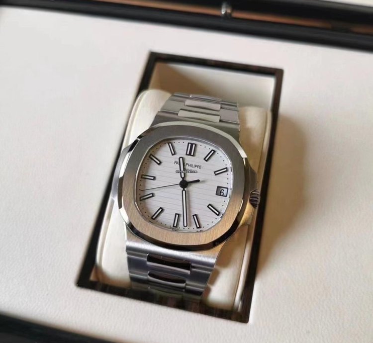 Patek Philippe Nautilus 5711 1a-011