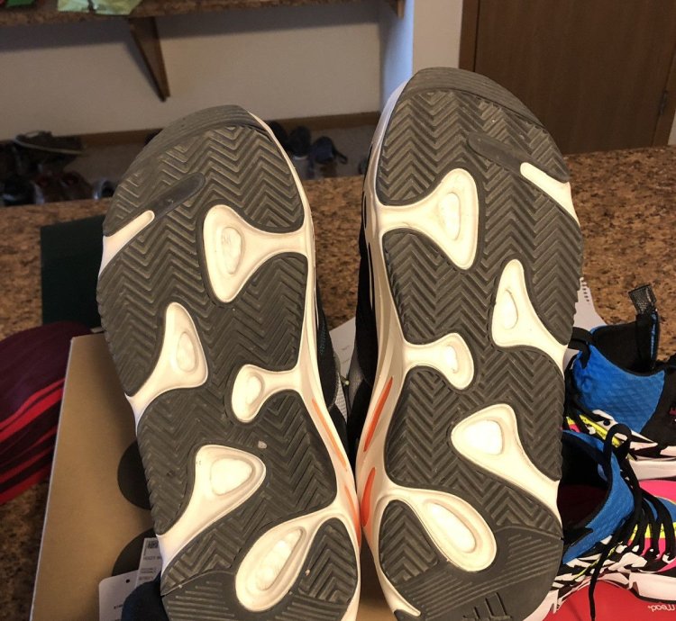 Yeezy 700 Waverunner