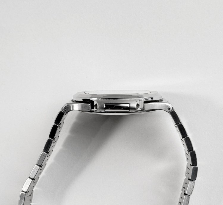 Patek Philippe Nautilus 5711 1a-011 Stainless Steel White Dial