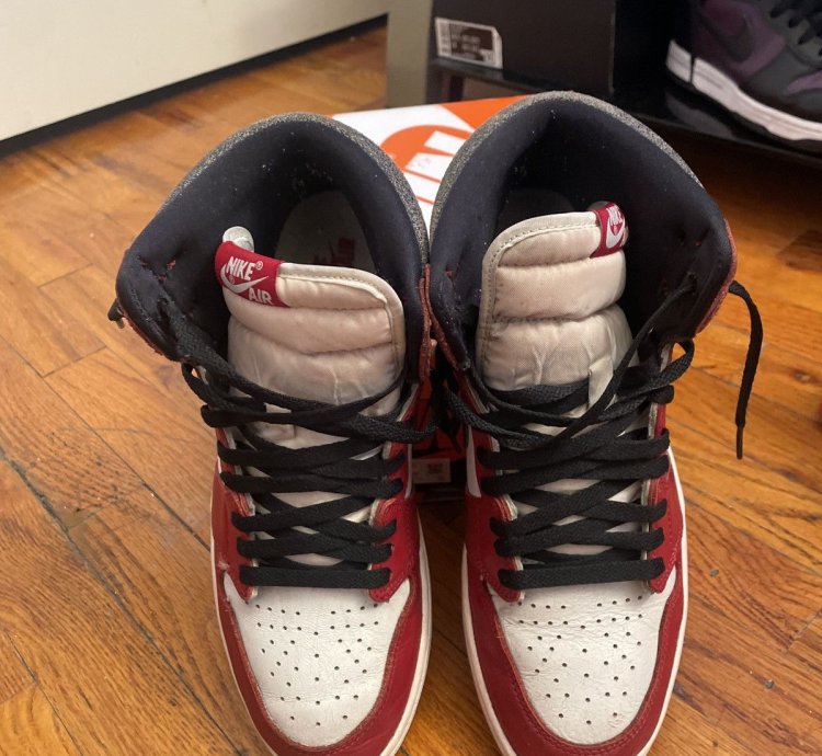 Air Jordan 1 Retro Lost And Found