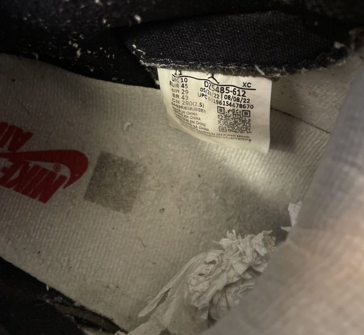Air Jordan 1 Retro Lost And Found