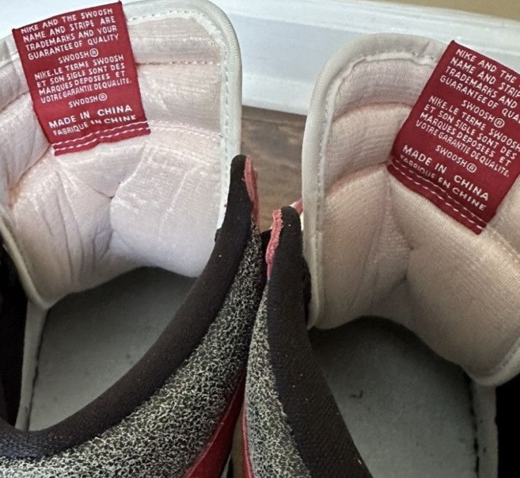 Air Jordan 1 Retro Lost And Found