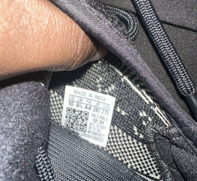 Yeezy Boost 350 Oreo