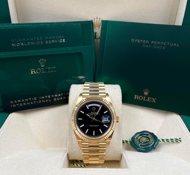 Rolex Day-date 40 40mm Black Index Dial Yellow Gold Bracelet 228238 Unworn 2023