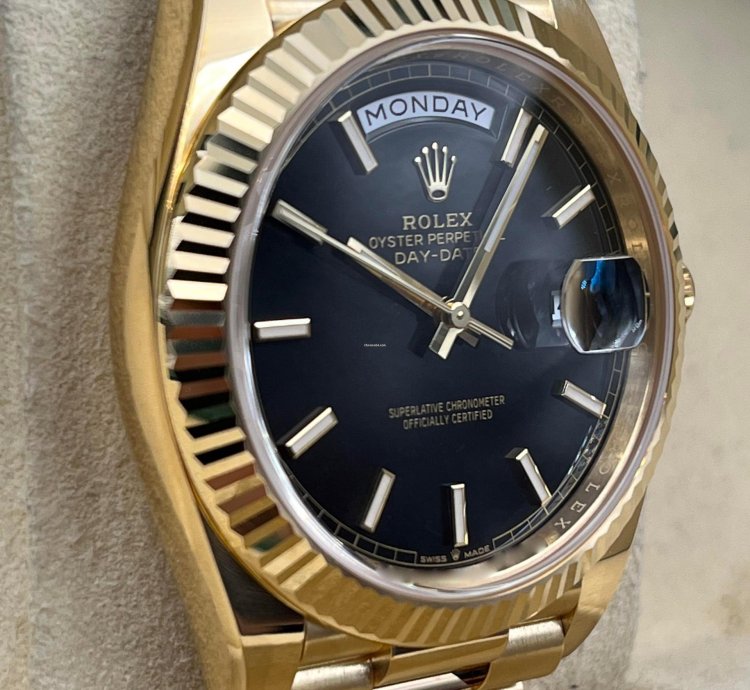 Rolex Day-date 40 40mm Black Index Dial Yellow Gold Bracelet 228238 Unworn 2023