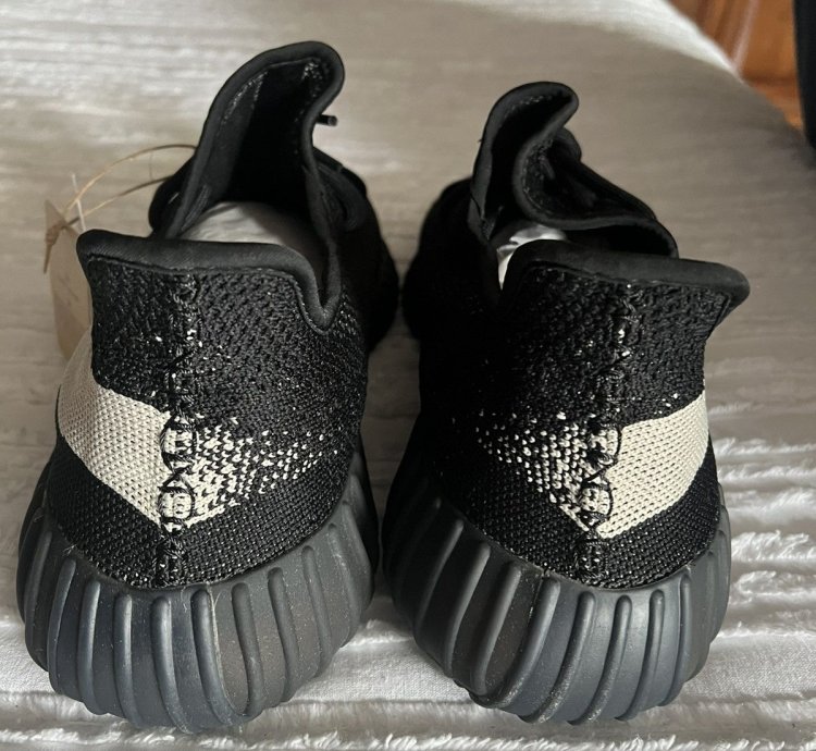 Yeezy Boost 350 Oreos
