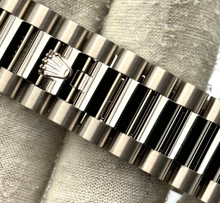Rolex Day-date 40 40mm Blue Ombre Dial White Gold 228239 Unworn 2025