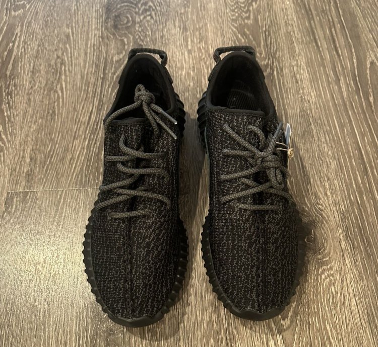 Yeezy Boost 350 Pirate Black