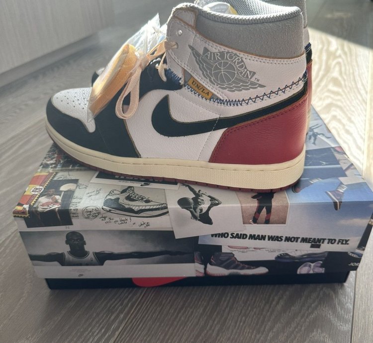 Air Jordan 1 Retro Union Black Toe