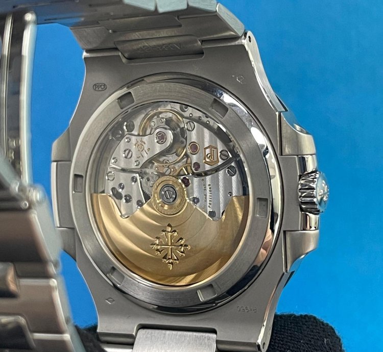 Patek Philippe Nautilus 5711 1p-001 Blue Nautilus