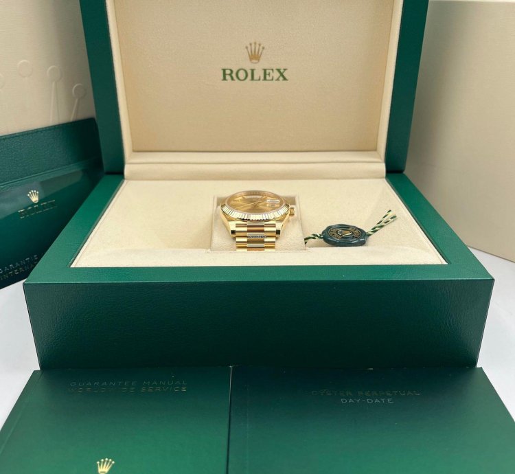 Rolex Day-date 40 40mm Champagne Roman Dial Yellow Gold Bracelet 228238 Unworn 2024