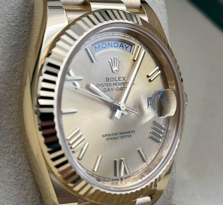 Rolex Day-date 40 40mm Champagne Roman Dial Yellow Gold Bracelet 228238 Unworn 2024