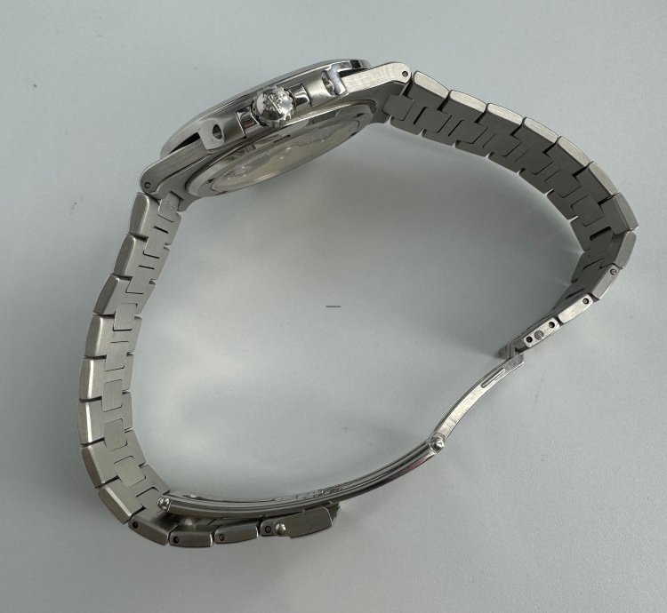 Patek Philippe Nautilus 5711 1p-010 Nautilus Platinum