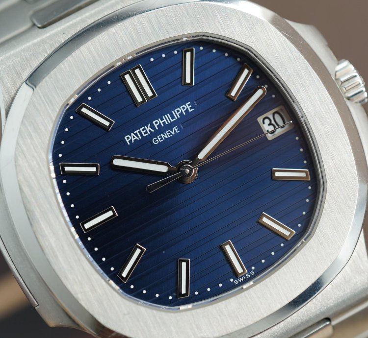Patek Philippe Nautilus 5711 1p-010 Nautilus Platinum
