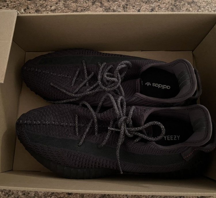 Yeezy Boost 350 V2 Black Size 14