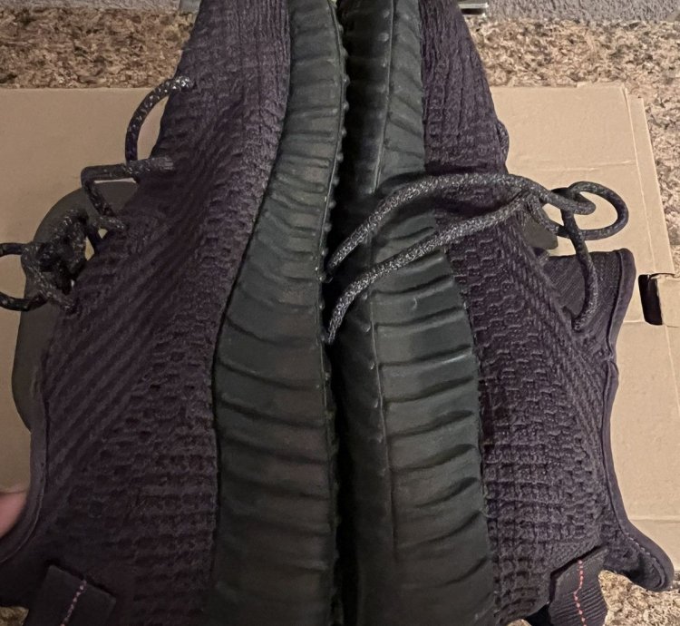 Yeezy Boost 350 V2 Black Size 14