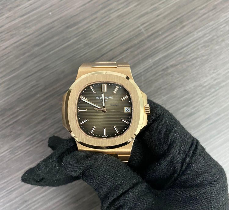 Patek Philippe Nautilus 5711 1r Nautilus