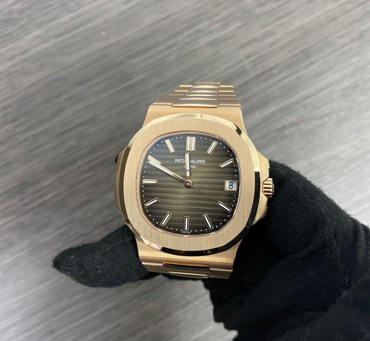Patek Philippe Nautilus 5711 1r Nautilus