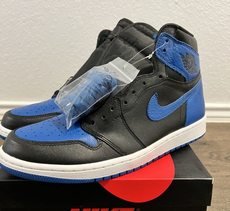 Air Jordan 1 Royal